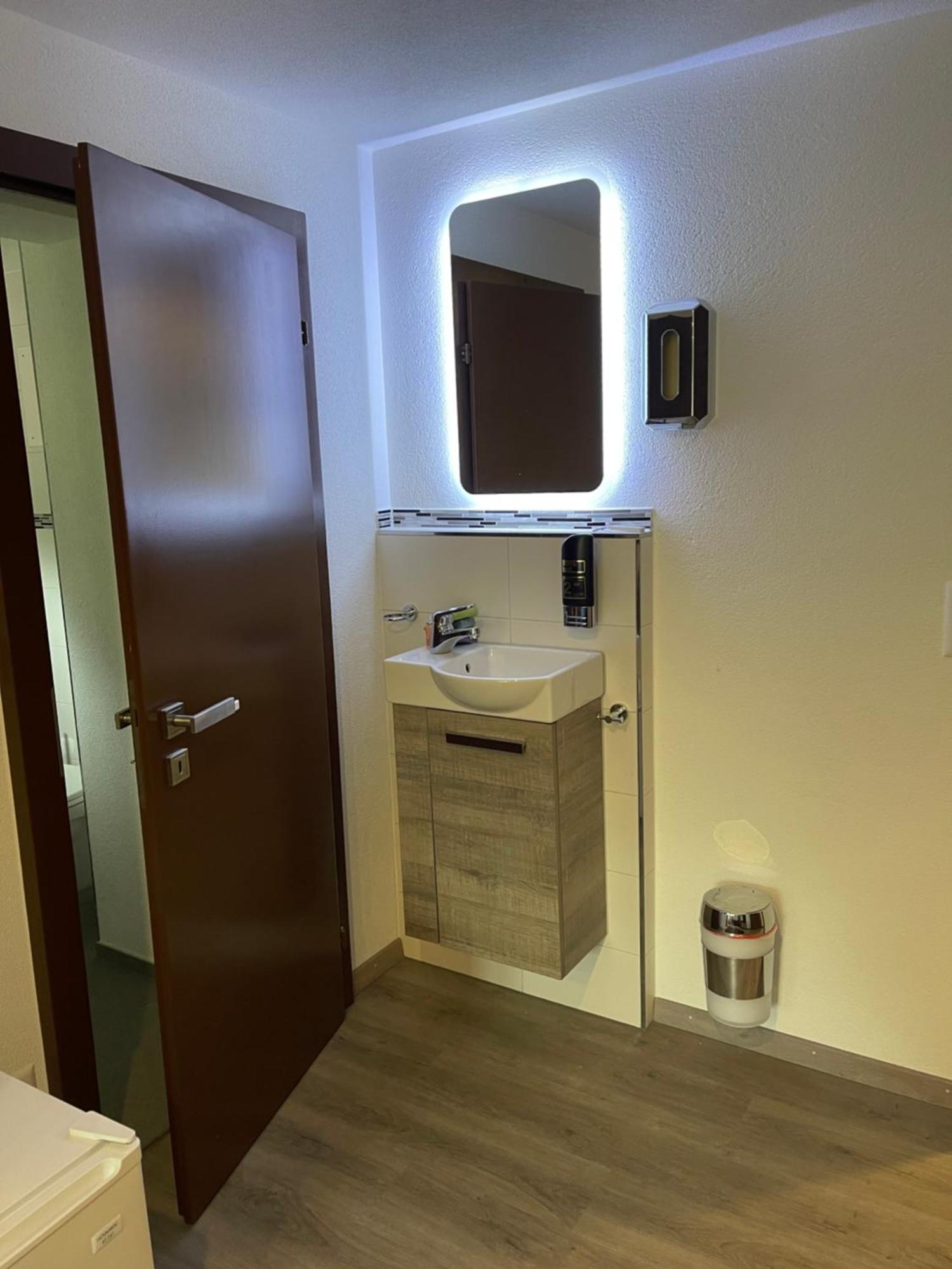 Haus Alpenhof Hotell Wassen Eksteriør bilde